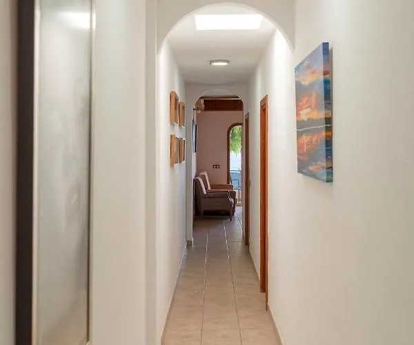 Sabbia Sea View La Playita Apartment